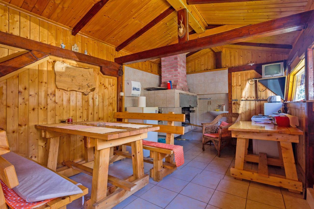 Andrea In Sertic Poljana - Haus Fuer 6 Personen Plitvička Jezera Buitenkant foto