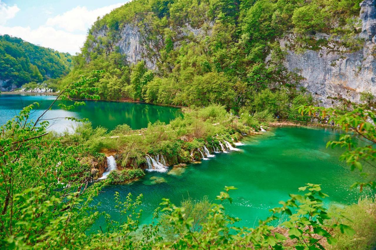 Andrea In Sertic Poljana - Haus Fuer 6 Personen Plitvička Jezera Buitenkant foto