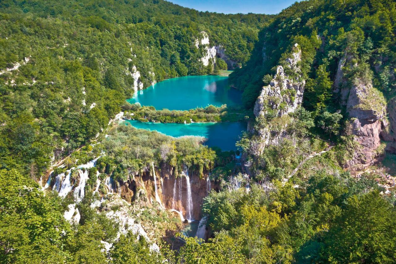 Andrea In Sertic Poljana - Haus Fuer 6 Personen Plitvička Jezera Buitenkant foto